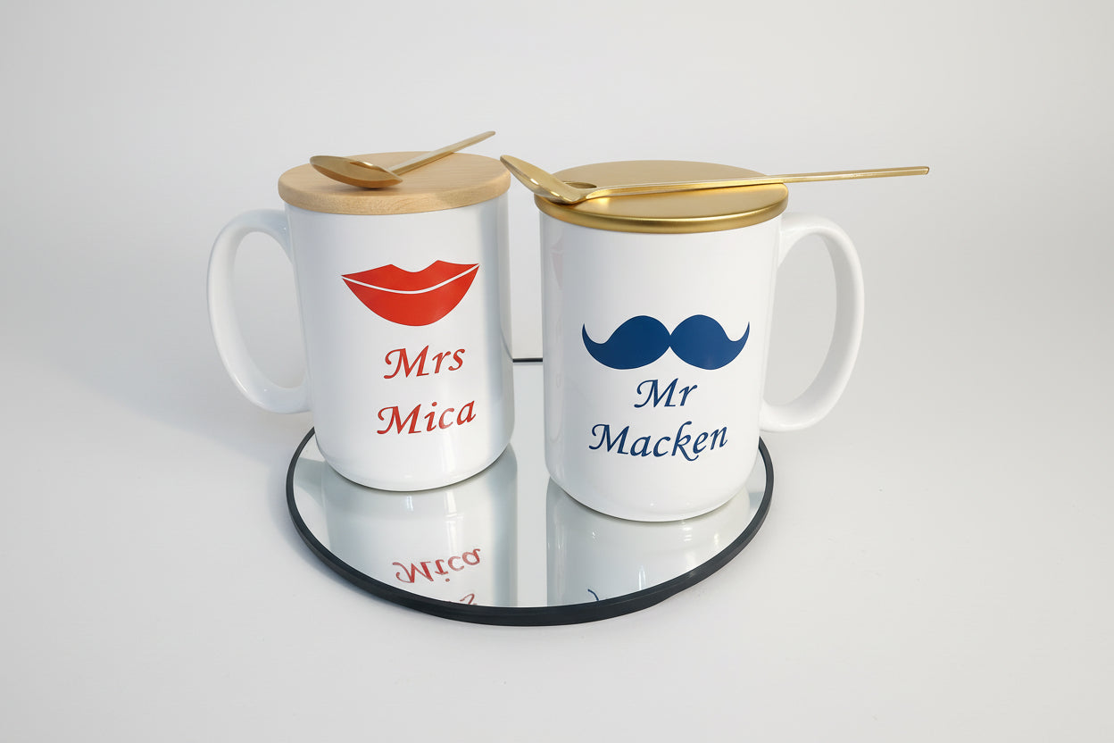 Couple Mug Gift Set / Matching Coffee Mugs with Bamboo Lids & Gold Sponns - Romantic Gift for Him & Her